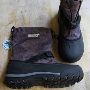 Northside Black and Purple Winter Boots Rugged Insulated Design